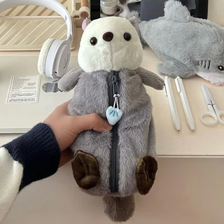 กระเป๋าใส่ดินสอตุ๊กตาหมี 🐻 ดีไซน์น่ารัก ใส่ปากกา ยางลบ ✏️ ของใช้ในโรงเรียน 🎒 A00168