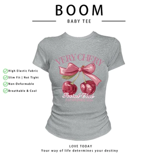 BOOM เสื้อครอปแขนสั้น ลายเชอร์รี่ สไตล์สาวหวาน ผ้ายืดคุณภาพ ใส่สบาย เสื้อยืดผู้หญิงวัยรุ่น แต่งตัวประจำวัน