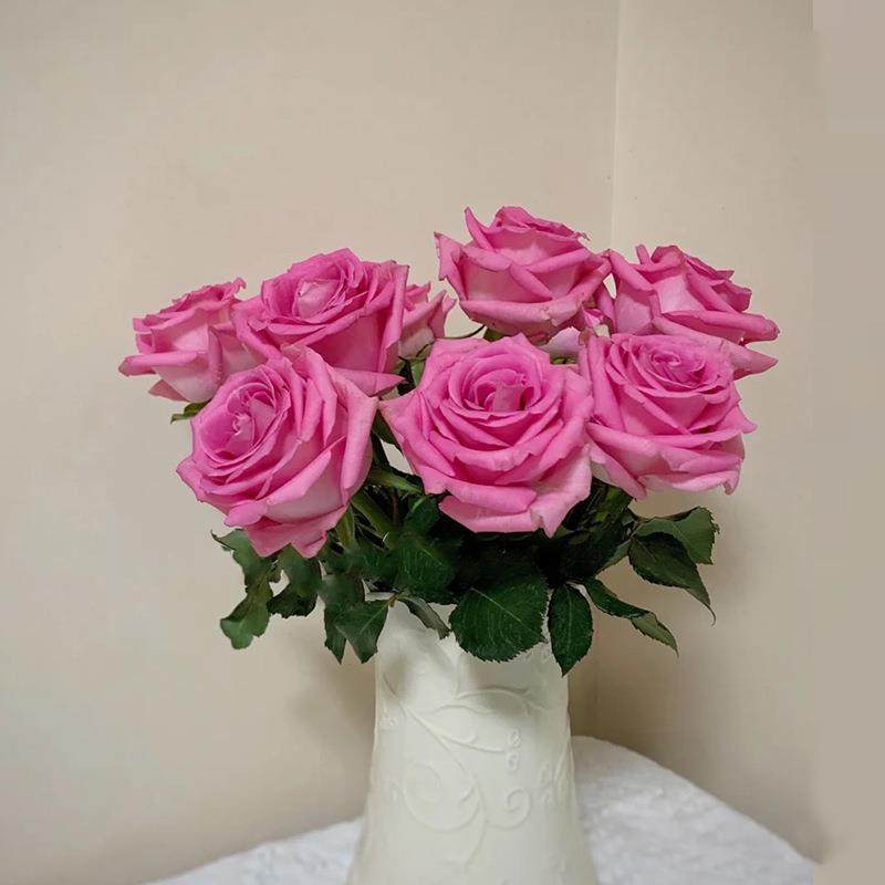 ดอกกุหลาบดอกไม้ Yunnan Lily Kunming Dounan ฐานผสม Match ช่อดอกไม้แจกัน Cappuccino