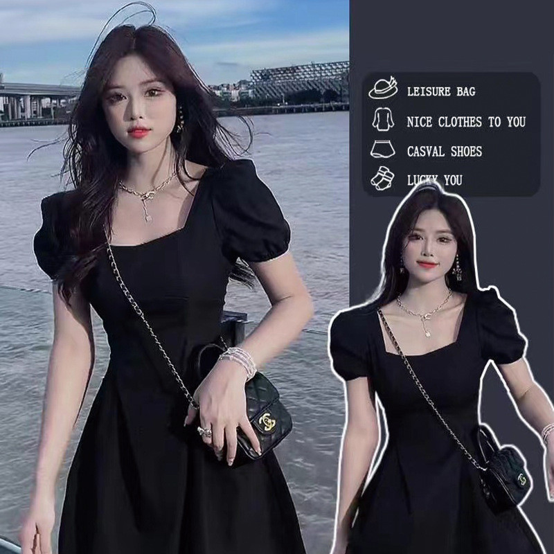 กระโปรงสีดำคอปอกว่าทรอคอยสำหรับฤดูร้อน ออกแบบสไตล์สแควร์ ATA กับแขนพัฟให้ความรู้สึกใหม่