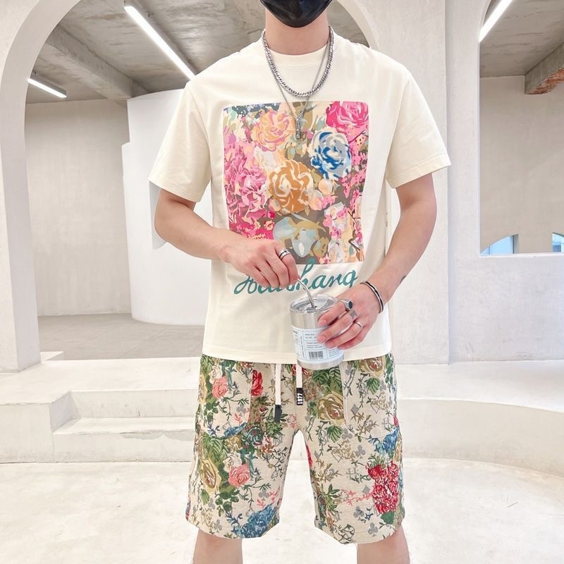潮牌短袖男套装2026夏季新款花卉纯棉宽松休闲情侣装t恤短裤4.9Trendy Brand Short-sleeve Men's Set 2026 Summer New Floral Pure Cot