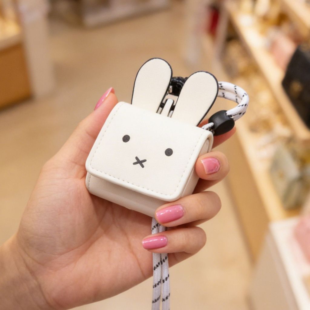 การ์ตูน Rilakkuma Miffy กระต่าย Merchandise มินิหูฟังกระเป๋าของขวัญสําหรับเพื่อนน่ารักเครื่องประดับขนาดเล็กจี้ของขวัญ