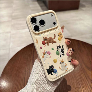 แมวเล่นบอล รุ่นใหม่ สําหรับ iPhone 17 16 15 14 13PRO 12 12pro 11 11pro 14/15plus 17ProMax 17Pro เคสโทรศัพท์กันกระแทก