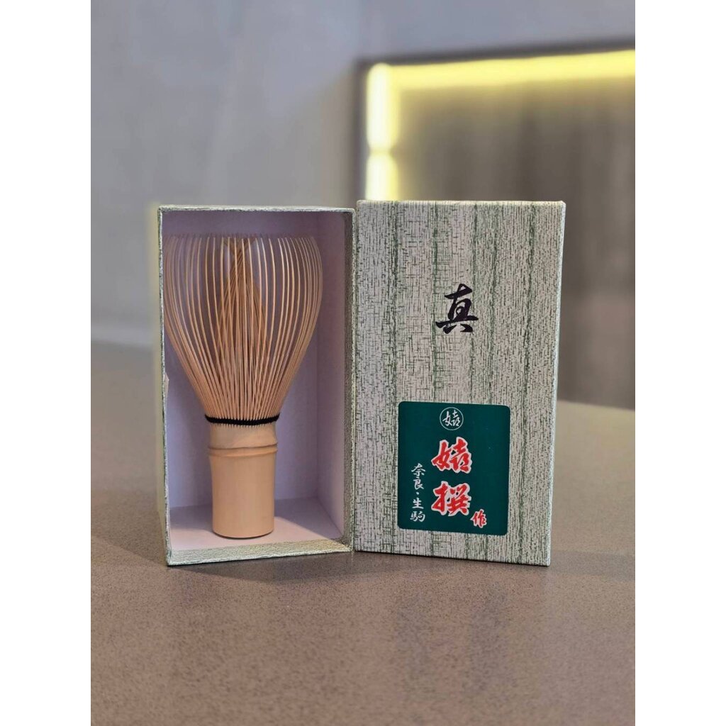 Chasen ไม้ไผ่ขาวชงมัทฉะ จากญี่ปุ่น (Shiratake Shin Chasen - White Bamboo Matcha Whisk)