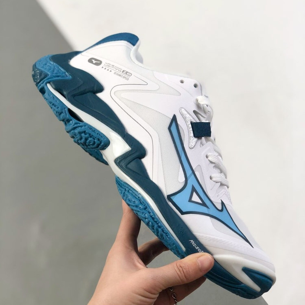 ND3W MIZUNO Mizuno WAVE LIGHTNING Z8 Badminton shoes, training shoes, breathable, unisex sports shoe