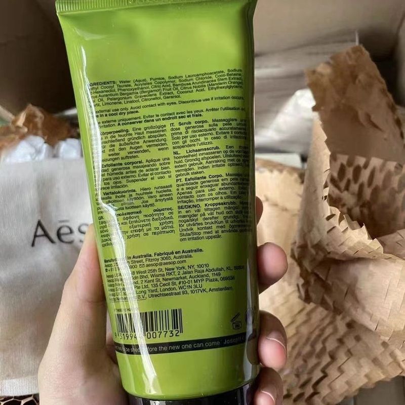 สต็อกพร้อม!Aesop/Aesop Skin Redemption Geranium Body Scrub Exfoliating Lotion 180ml ทําความสะอาดฟื้น