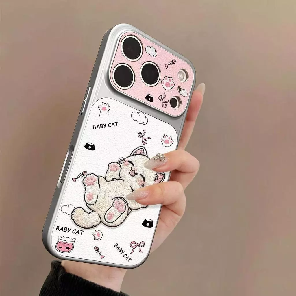 เคสโทรศัพท์ลายแมวนี้ใช้ได้กับ iPhone 13/11/12/17/14/15 Pro/16 Max/15 Plus ผลิตจากหนังแท้คุณภาพสูง กันกระแทกและทนทาน