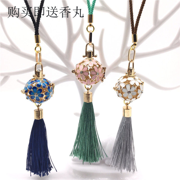 [Sachet Ball] Retro Art Fresh Sachet Ball Flow Bag Pendant Sachet Ball Pendant Portable Hollow Aroma