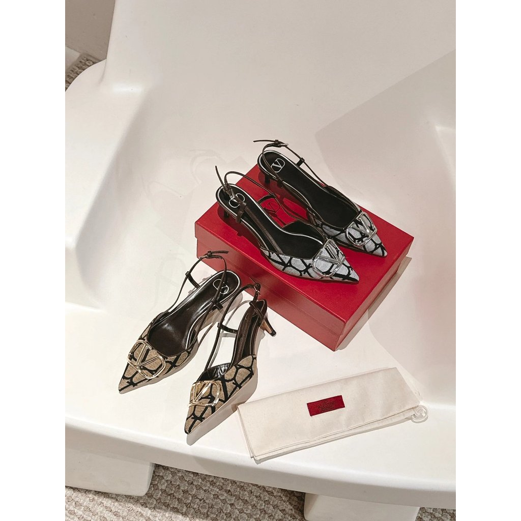 2024.1.17-4.5cm Heel Valentino Valentino รองเท้าส้นสูง Valentino