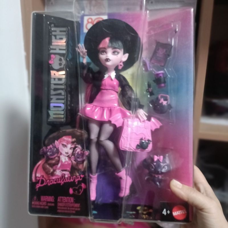 【พร้อมส่ง】monster high doll ตุ๊กตา ชุด รองเท้า reel drama draculaura ชุด Monster High Monster High S