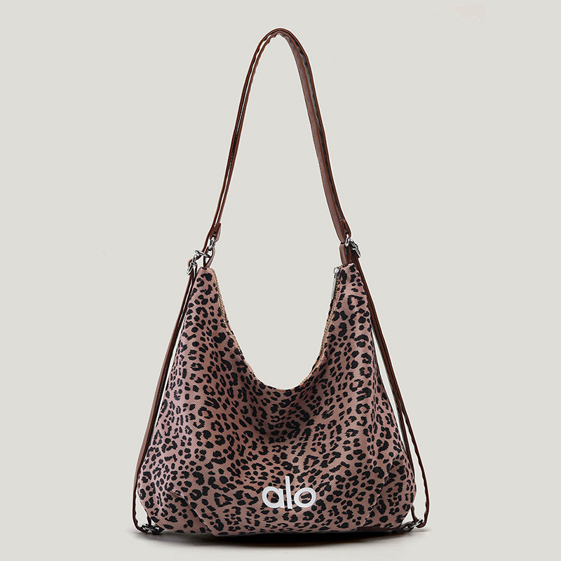Alo yoga Sports Multifunctional Bag Women Casual Leopard Print Shoulder Bag Women Large Capacity Sho