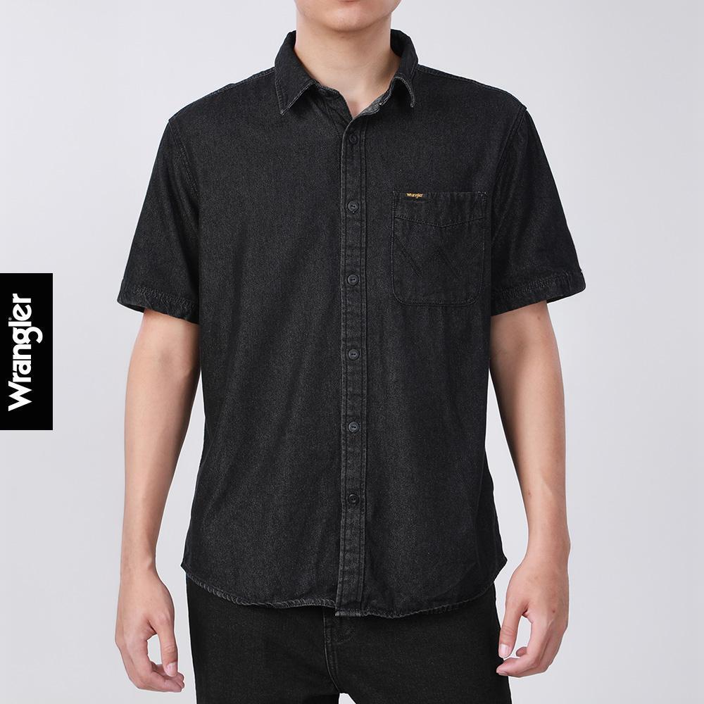 WRANGLER เสื้อเชิ้ตแขนสั้นผู้ชาย รุ่น WR S126MSHSF04 สีดำ