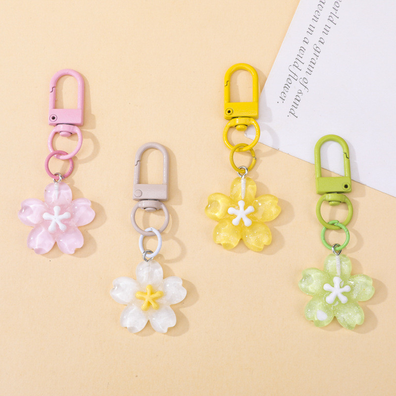 สีแบนหัวเข็มขัด Cherry Blossom พวงกุญแจจําลองห้ากลีบดอกไม้ diy เครื่องประดับอุปกรณ์เสริมกระเป๋าแขวนเครื่องประดับขนาดเล็ก 4NEB