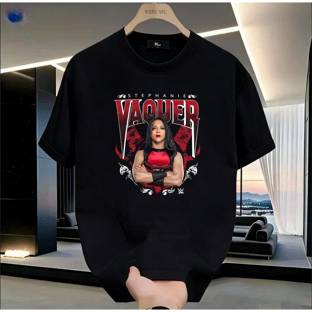 American Retro WWE หญิง Wrestler Stephanie Vaquer Portrait พิมพ์เสื้อยืดแขนสั้น High Street สวมใส่หล