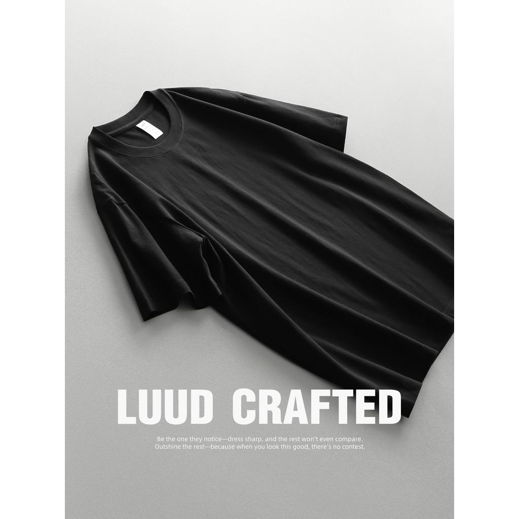 LUUD Urban Minimalist สไตล์รอบคอเสื้อยืดผู้ชายแขนสั้น Heavy Combed Top สีดําแฟชั่นด้านใน Bottoming เ