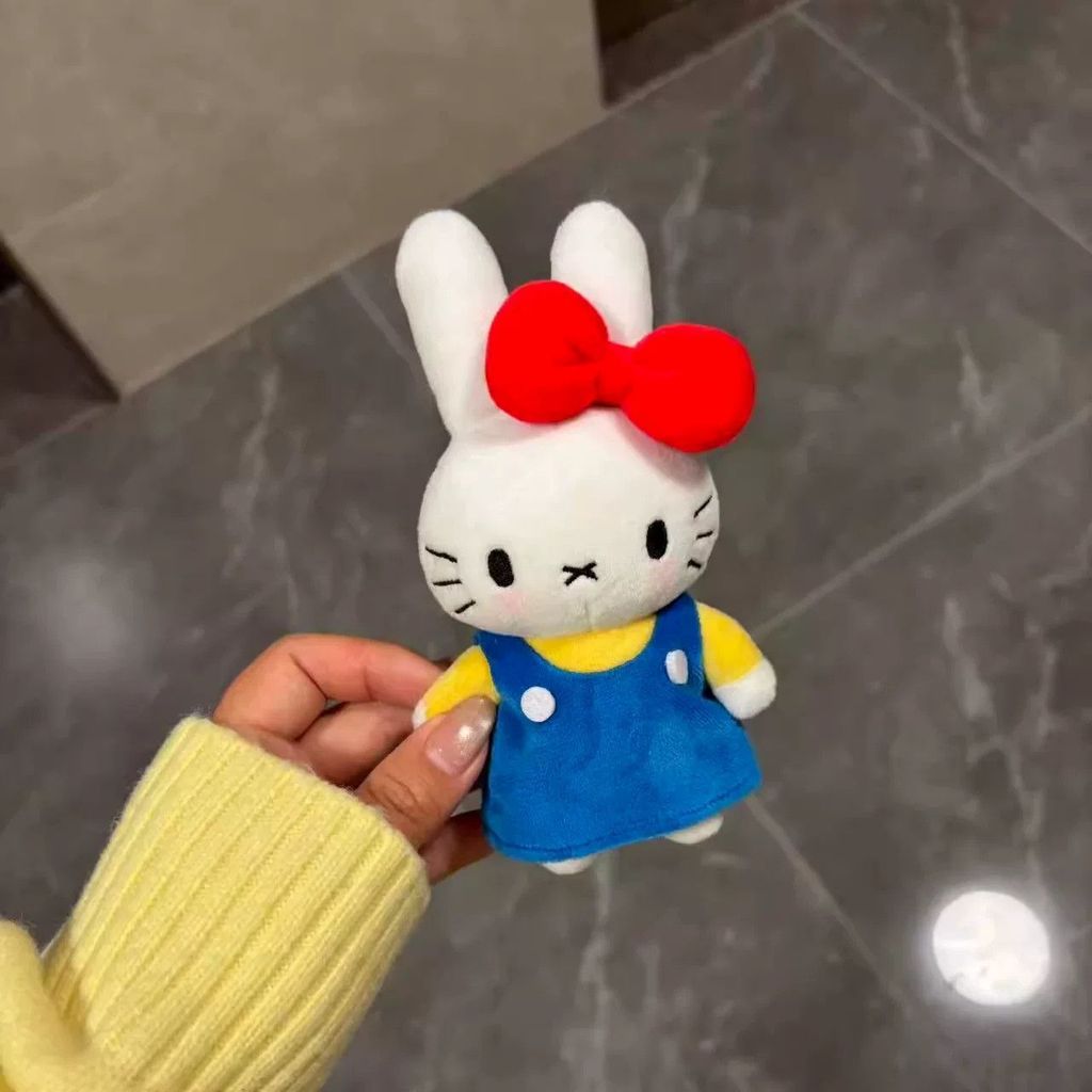 Miffy Kittyตุ๊กตาจี้จี้ตลกMiffy Miffy Kittyตุ๊กตาน่ารักการ์ตูนตลกน่ารักตลกMiffyกระต่ายHello Kittyตุ๊