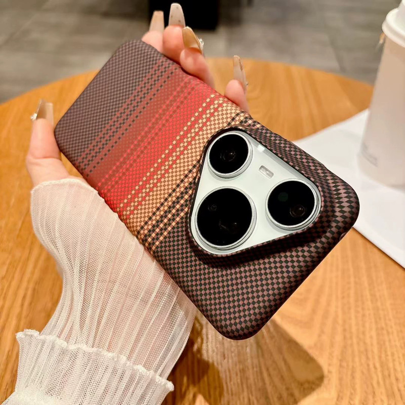 รูปแบบคาร์บอนไฟเบอร์แม่เหล็กสําหรับ Huawei Pura 90 80 70 Ultra Mate 80 Pro Max Matte ชาร์จไร้สายกันกระแทก UltraThin Cover