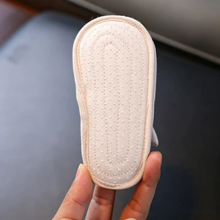 พร้อมส่ง รองเท้าเด็กแรกเกิด 0-12 เดือน รูปแบบน่ารัก กันลื่น พื้นนุ่ม ระบายอากาศดี สบายเท้า รองเท้าเด็กฤดูร้อน ใส่หัดเดิน