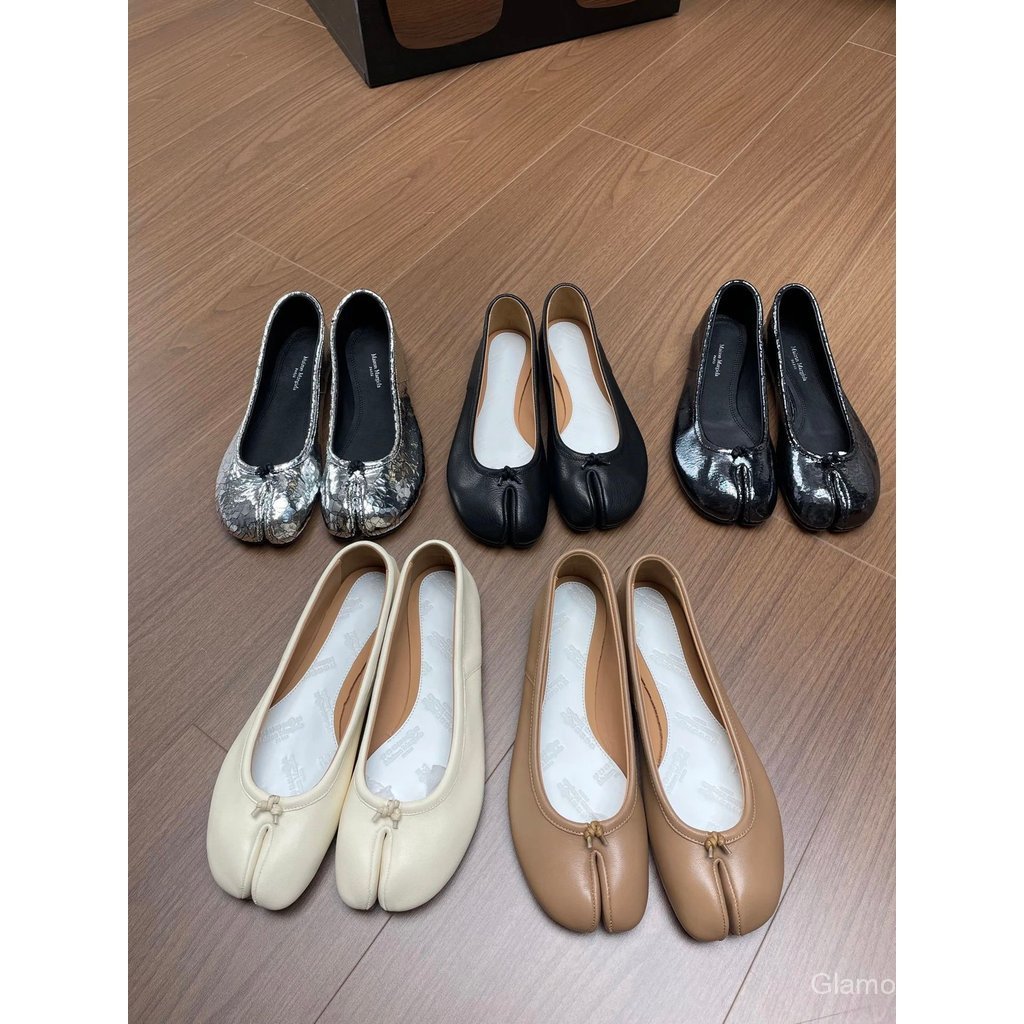 [คุณภาพชั้นนํา] MM6 Classic Ladies Tabi Split Toe Flat Ballet Tabi Two Shoes Flat Shoes Women Shoes 