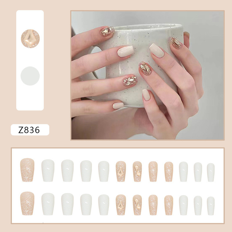 Z836  กาว เล็บแฟชั่น เล็บปลอม ชนิดอะคริลิค สไตล์ฝรั่งเศส มีสีให้เลือกหลากหลาย 24 ชิ้น มีส่วนผสมของกาว