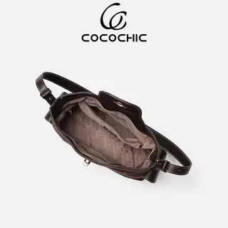 【COCOCHIC】กระเป๋าโท้ทรุ่นใหม่ ดีไซน์แฟชั่นสุดฮิต จุของได้เยอะ ใช้งานสะดวก สะพายไหล่ เหมาะกับวันทำงานและวันสบายๆ