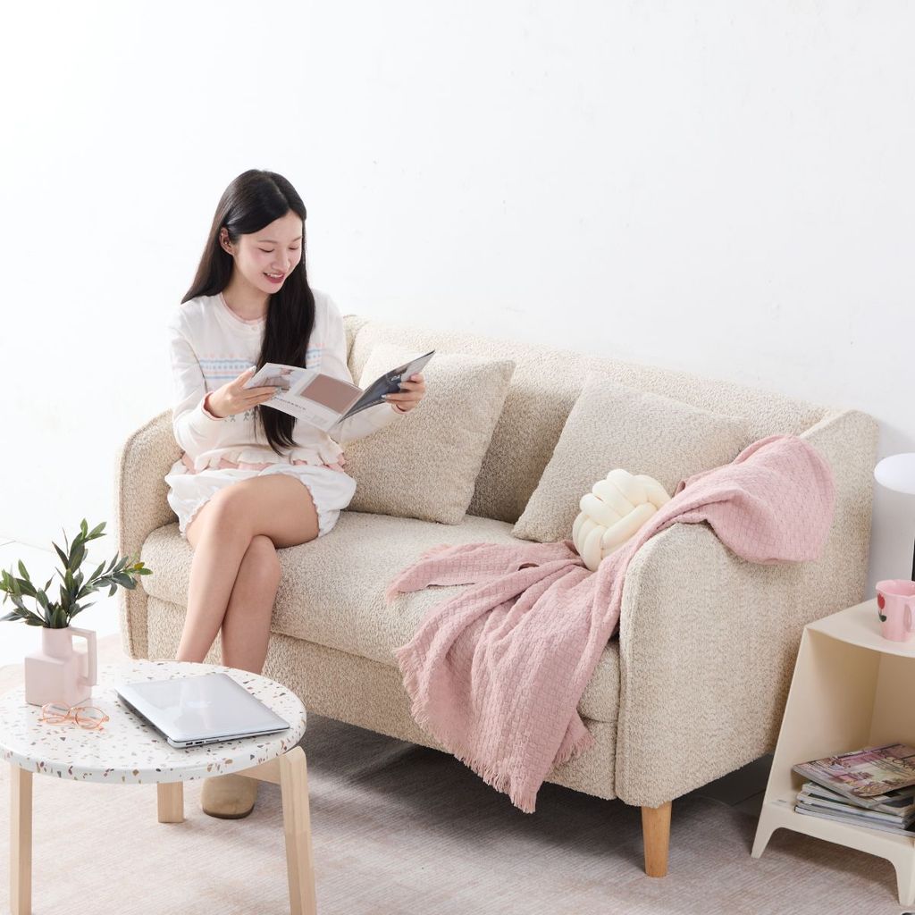 SB Design Square โซฟา 2 ที่นั่ง รุ่น Ririn สีครีม (141x82x82 ซม.) แบรนด์ KONCEPT FURNITURE