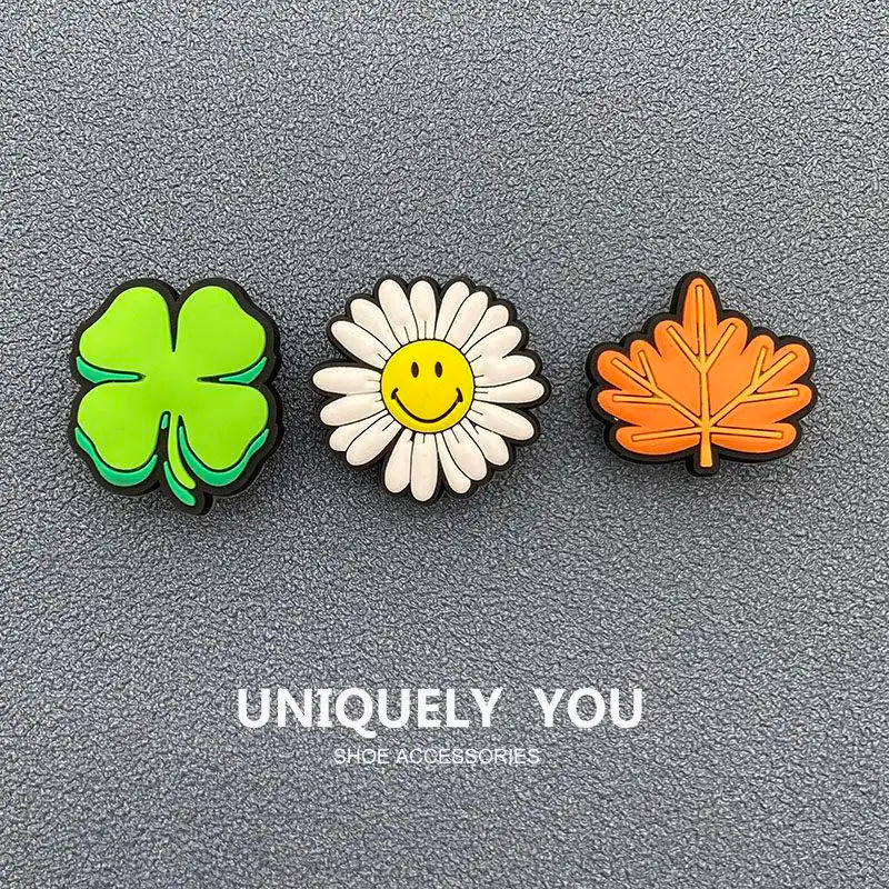 Charms clover ตกแต่งรองเท้า อุปกรณ์เสริม pin Holey หัวเข็มขัดรองเท้า