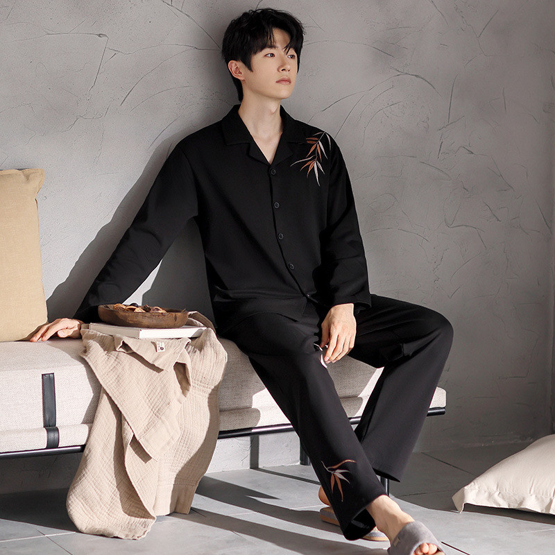 พร้อมสต็อกชุดนอนระดับไฮเอนด์ลายชุดนอนผู้ชายผ้าฝ้ายแท้แขนยาวสไตล์ยาวสามารถสวมใส่นอกเสื้อผ้าผู้ชายระดับไฮเอนด์สูง @-
