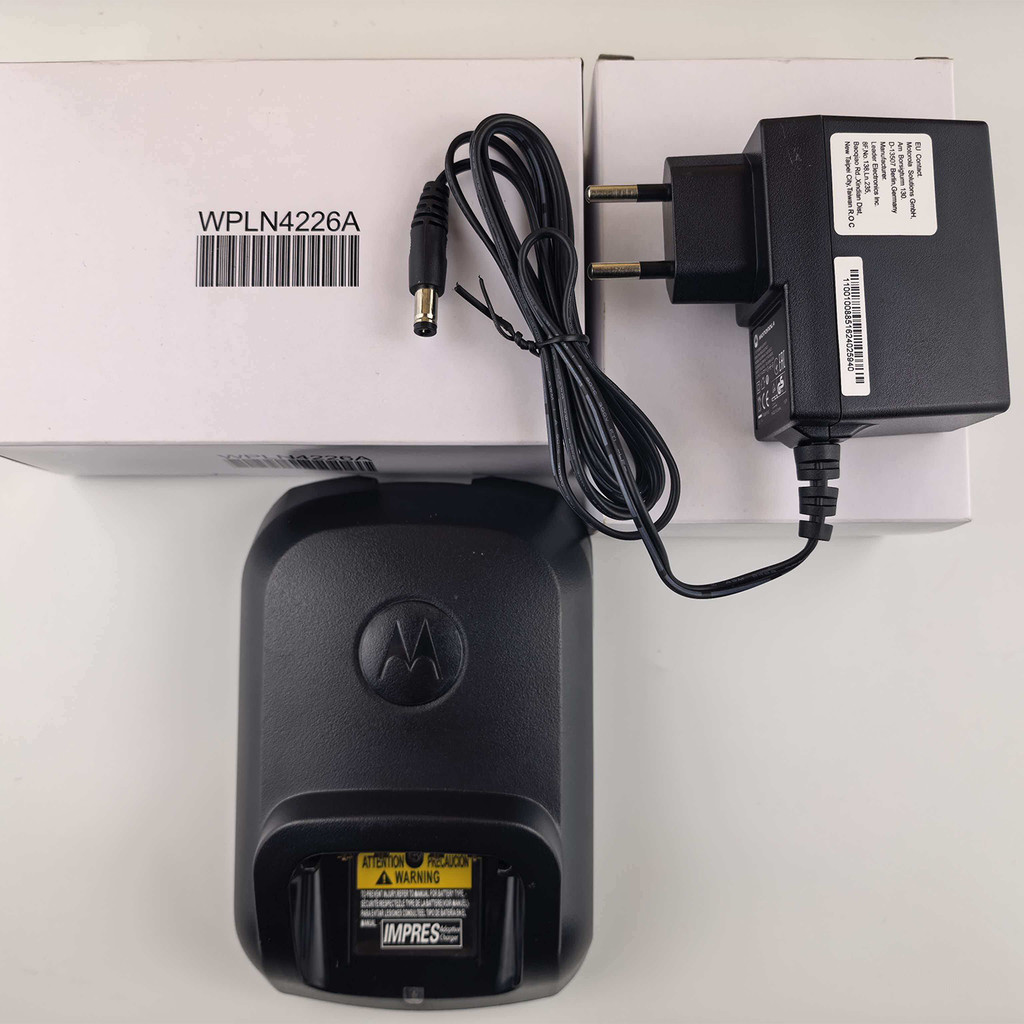 Motorola Walkie-Talkie Talkie Charger GP328D+/ XIRP6600i/P8668i/p8200/p6620 Charger