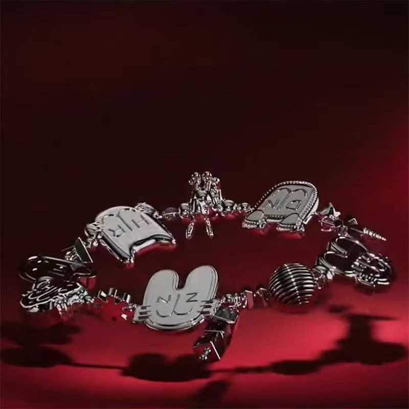 NewJeans Bracelet สาวเกาหลี Group Niche Fashion Simple All-Match Support Peripheral ของขวัญวันเกิด