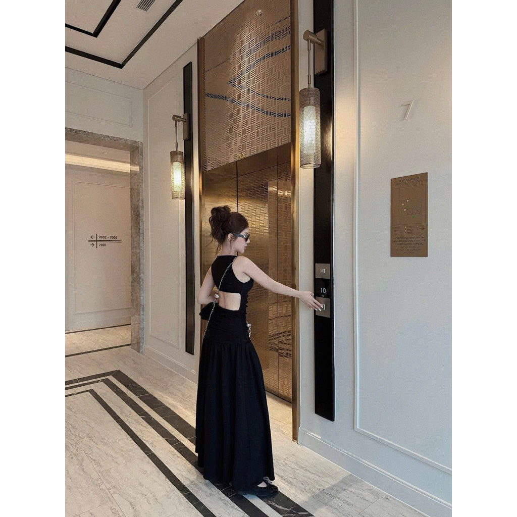 Mina Dress 2s V คอ Slim Back Flared เอว MPB ยาว