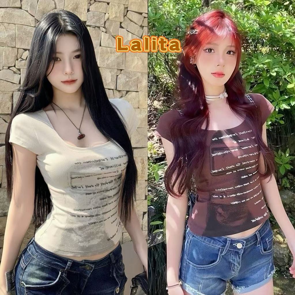 Lalita ส่งไวจากไทย 2สี พิมพ์ตัวอักษร สายเดี่ยวแบบปลอมสองชั้น หวานเซ็กซี่ เสื้อแขนสั้น สไตล์เกาหลี