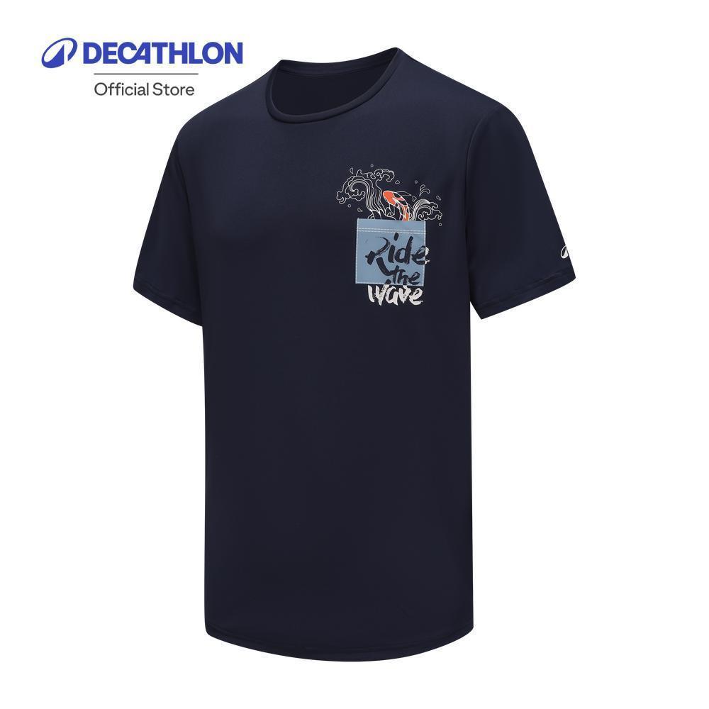 Decathlon Men’S Surfing UV Protection T-Shirt เสื้อยืดโต้คลื่นป้องกันรังสียูวีสำหรับผู้ชาย - Blue