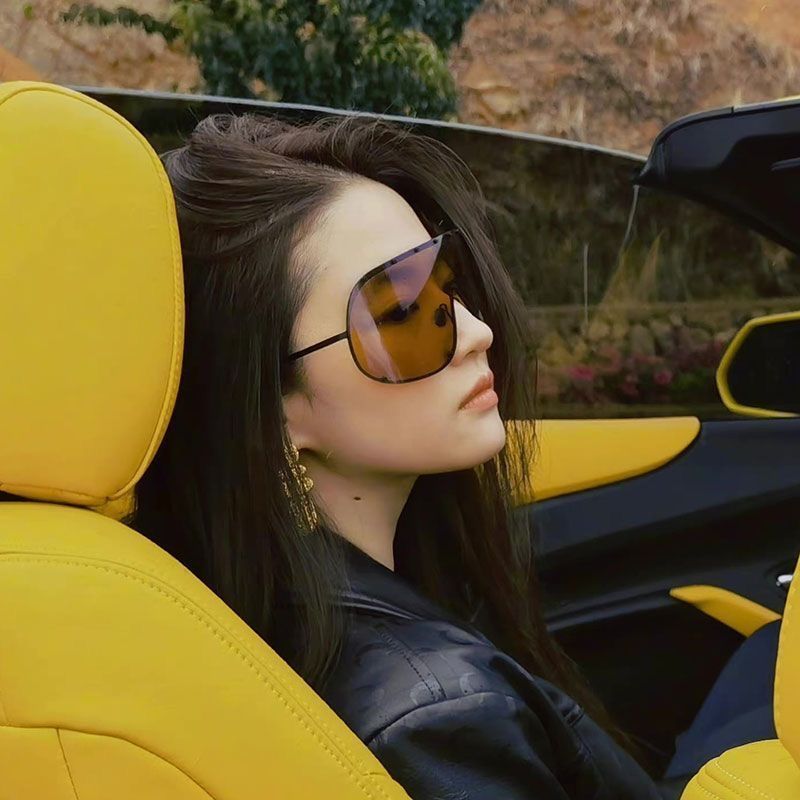 ทั้งร้านค้า Liu Yifei กรอบโลหะทรงจําขนาดใหญ่สุดขนาดเล็กสดสีน้ําตาลดวงอาทิตย์หญิง 5.4