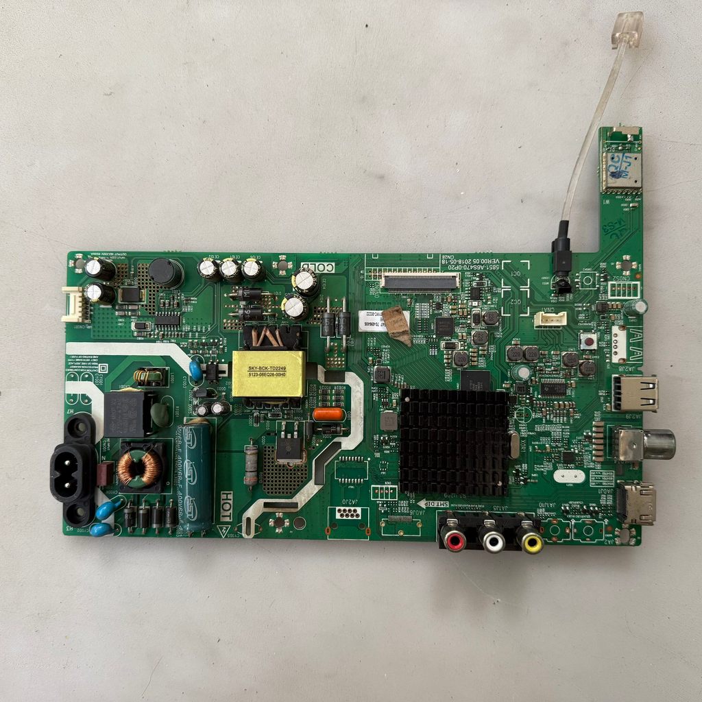 Original Chuangwei 32X6 เมนบอร์ด 5851-A6S470-0P20 หน้าจอ RDL320HY (LN0-009) LC320DXJ