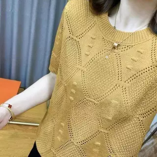 บาง เสื้อยืดแขนสั้นผู้หญิง 2026 ใหม่สไตล์เกาหลีของแม่สไตล์ตะวันตกฤดูร้อนผู้หญิงเสื้อถักหลวม