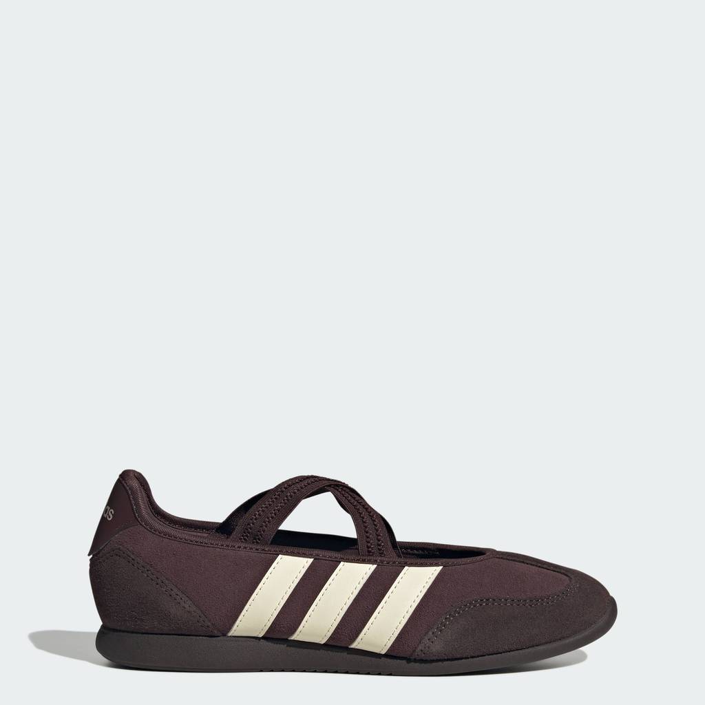 adidas ไลฟ์สไตล์ รองเท้าแมรี่เจน BARREDA ผู้หญิง สีน้ำตาล KJ2255