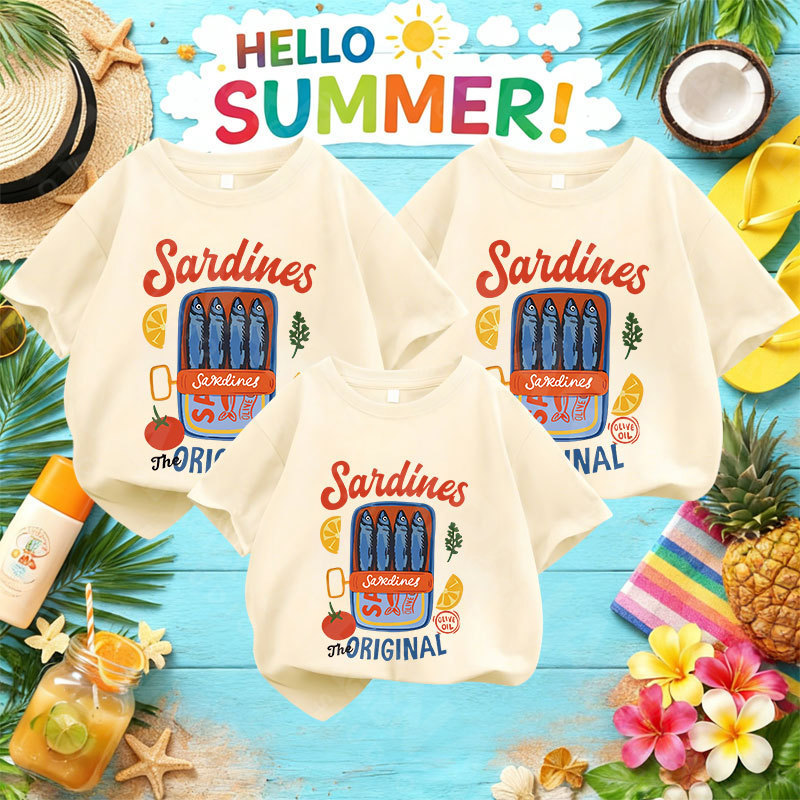 พร้อมส่ง&จัดส่งภายใน 24 ชม.) RINA STUDIO Retro Beach Style Family Couple T-Shirt Set with Sanma Fish