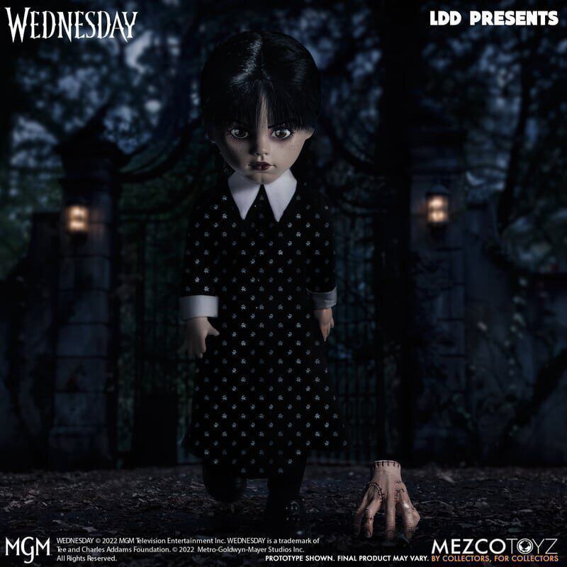 [Boutique] Ready Stock Mezco 33cm Living Dead Doll Wednesday Action Figure