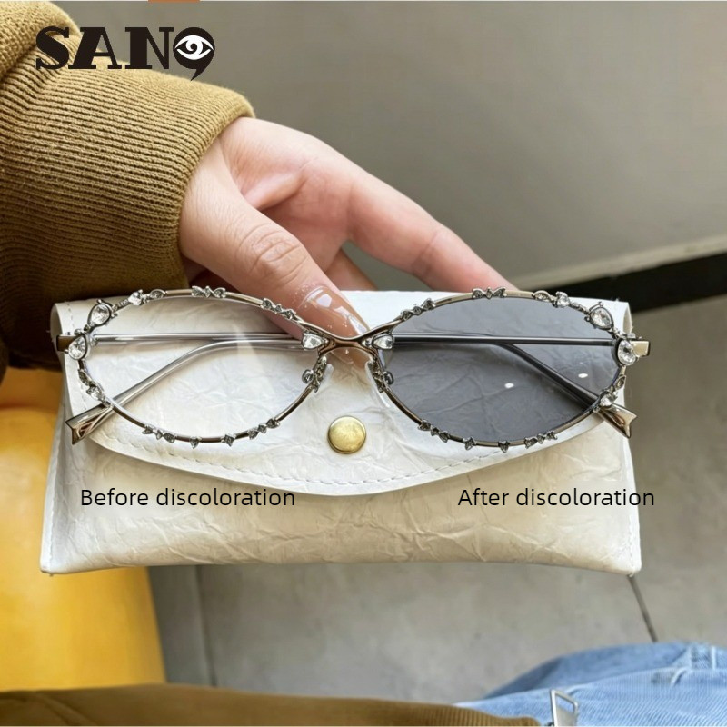 แฟชั่นและ High-end Cross-border โลหะเว้ากระจกเปลี่ยนสี Photosensitive เปลี่ยนสี Anti-blue Light เพชร-encrusted Glassese