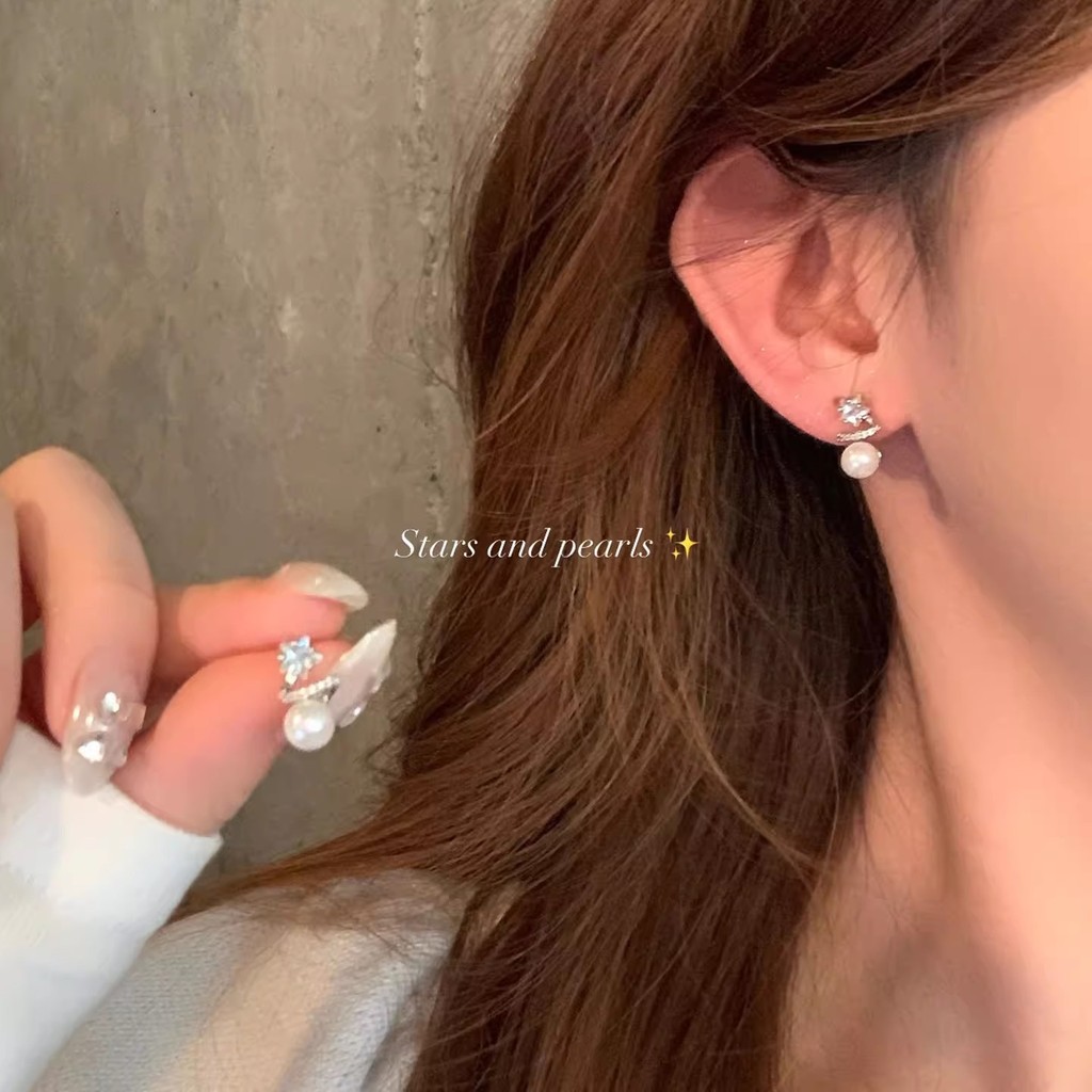 ต่างหูจี้มุกสีเงินหรูหรา สำหรับลุคที่ดูแพง