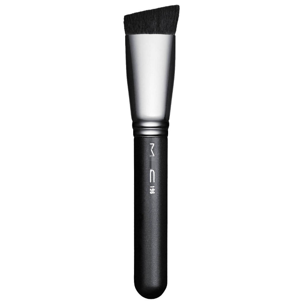 MAC196 Flat Top Foundation Brush
