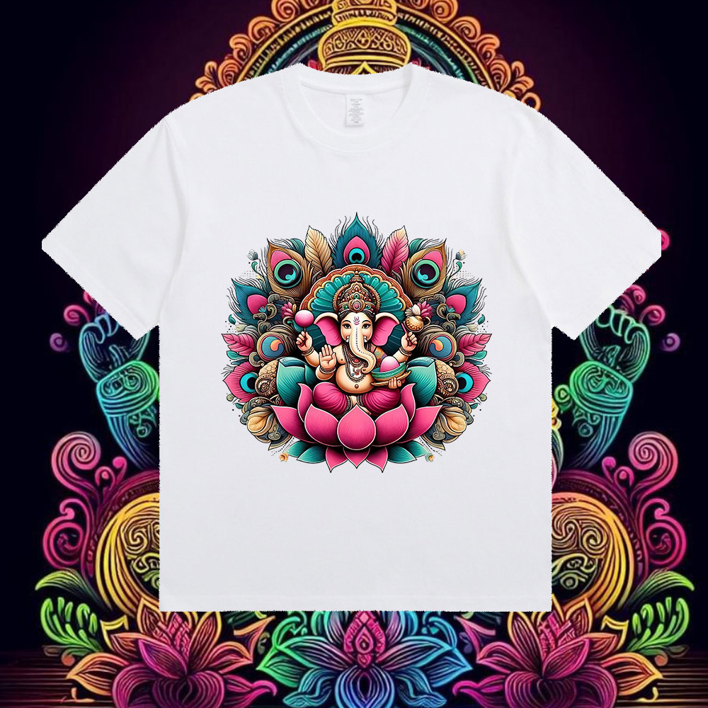 เสื้อยืดผ้าคอตตอน 100% ลายพระพิฆเนศและดอกบัว ใส่ได้ทั้งชายหญิง สไตล์ศิลปะเท่ๆ S-5XL