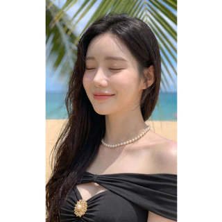 แม็กซี่เดรส หางปลา ผ้าตาข่าย สีครีม พร้อมสายคล้องคอ/ไหล่เอวแต่งลูกไม้ซีทรู จับจีบระบายหน้า แถมฟรี เข็มกลัดดอกไม้ #8187
