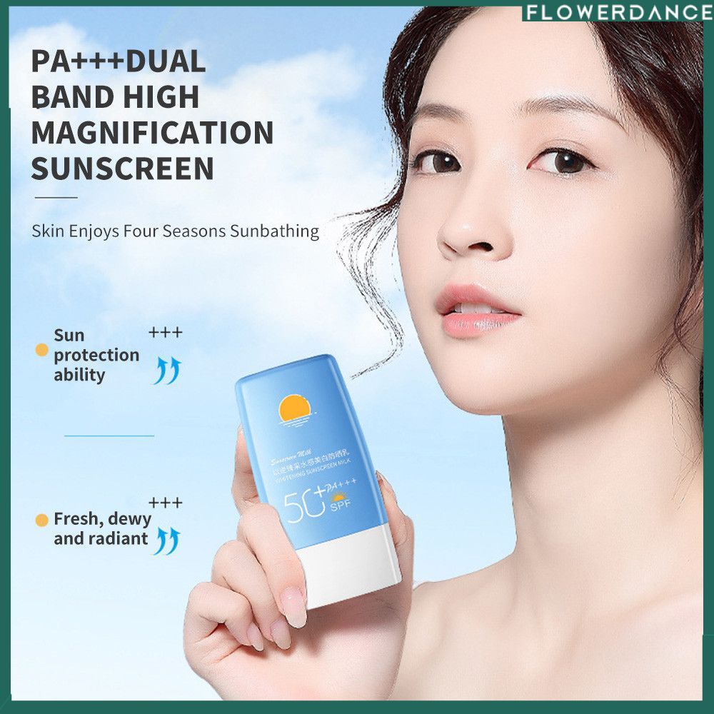 ครีมกันแดดสูตรบำรุงผิว SPF 50 กันน้ำ กันเหงื่อ และกันรังสียูวี จัดส่งรวดเร็ว