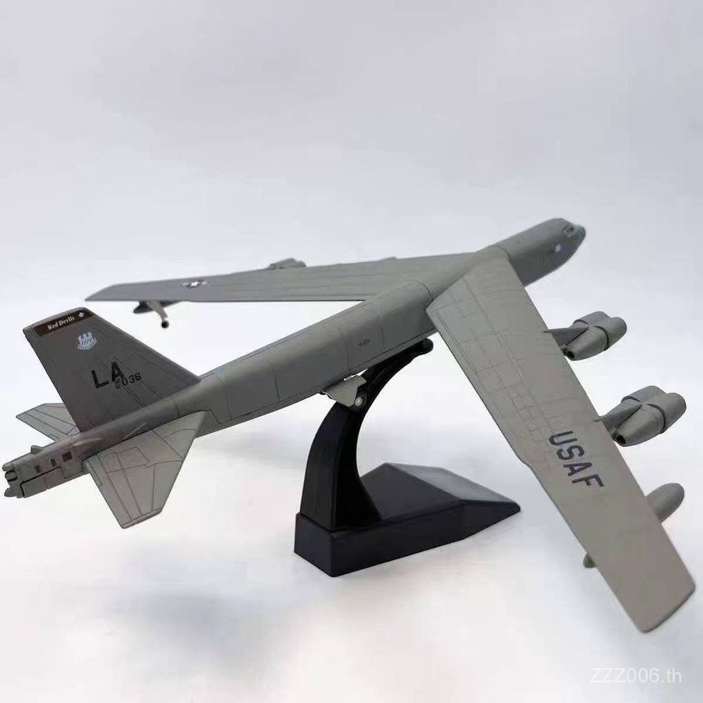 1: 200B-52 Strategic Bomber จําลองเครื่องบินจําลองผลิตภัณฑ์สําเร็จรูปโลหะรุ่นเครื่องประดับ R9WD