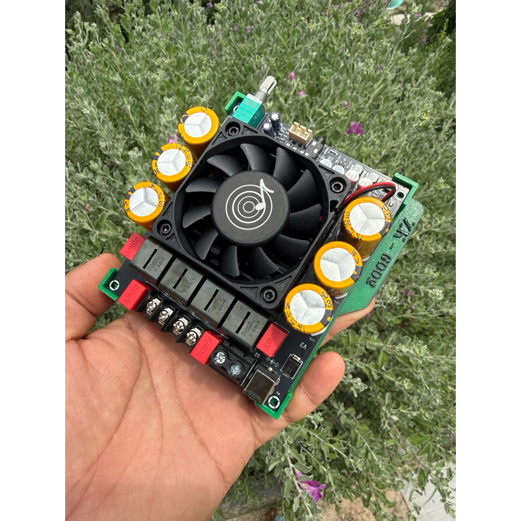 แอมขับซับ zk -  6002 กำลังขับ 600W+600W พร้อมฐานรอง 3D ของแท้