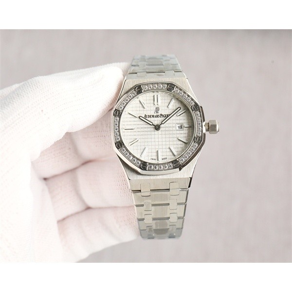 2026 Ap Oak ผู้หญิง Non-Mechanical ควอตซ์เพชรนาฬิกา Niche แฟชั่น High-End ธุรกิจผู้หญิง Luminous นาฬ