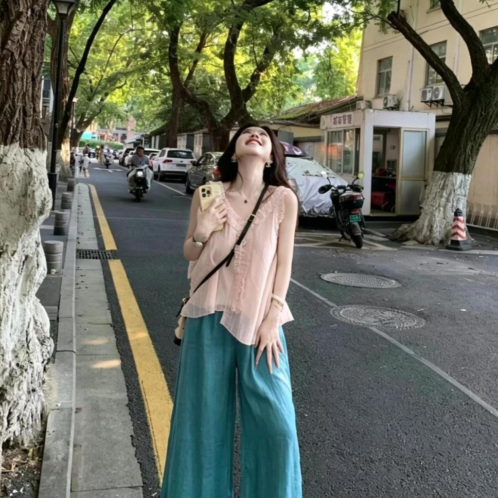 👚Anna_fashion👚เสื้อแขนกุดคอวีทรงน่ารัก ตกแต่งด้วยระบาย เสื้อกล้ามแขนกุดสำหรับฤดูร้อน ผ้าเนื้อเบา 99412 รูปที่ 4