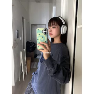 สไตล์เกาหลี ins Ouni สไตล์เดียวกัน Niche Girl Simple เหมาะสําหรับ iphone17pro/17promax เคสป้องกัน Apple 16 เคสโทรศัพท์ 16promax เคสป้องกัน 15 กันกระแทก 13/14 เคส 11/12/12promax/17air/15plus